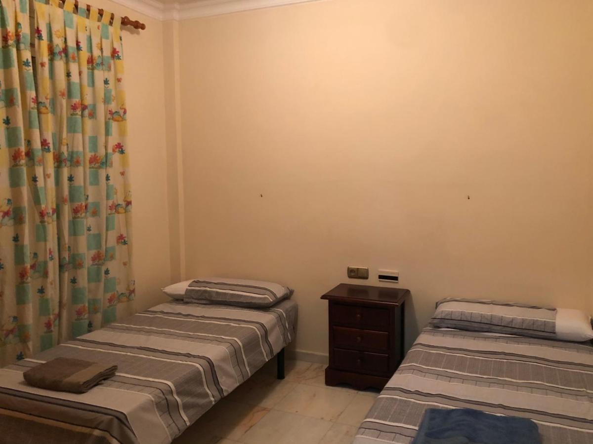 Piso Rocio Apartment Алмонте Екстериор снимка